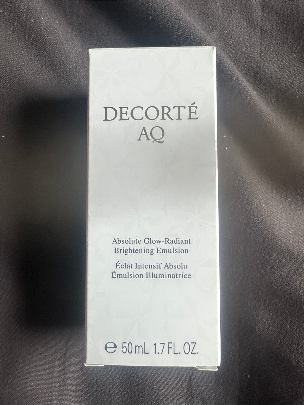 AQ Absolute Glow-Radiant Brightening Emulsion - White